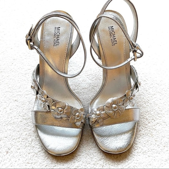 MICHAEL Michael Kors Shoes - Michael Kors leather sandals size 6.5 new